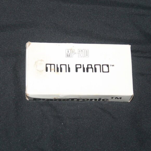 Vintage PianoTronic Electron Echo Mini Piano MP-210 Non Working - Picture 2 of 13